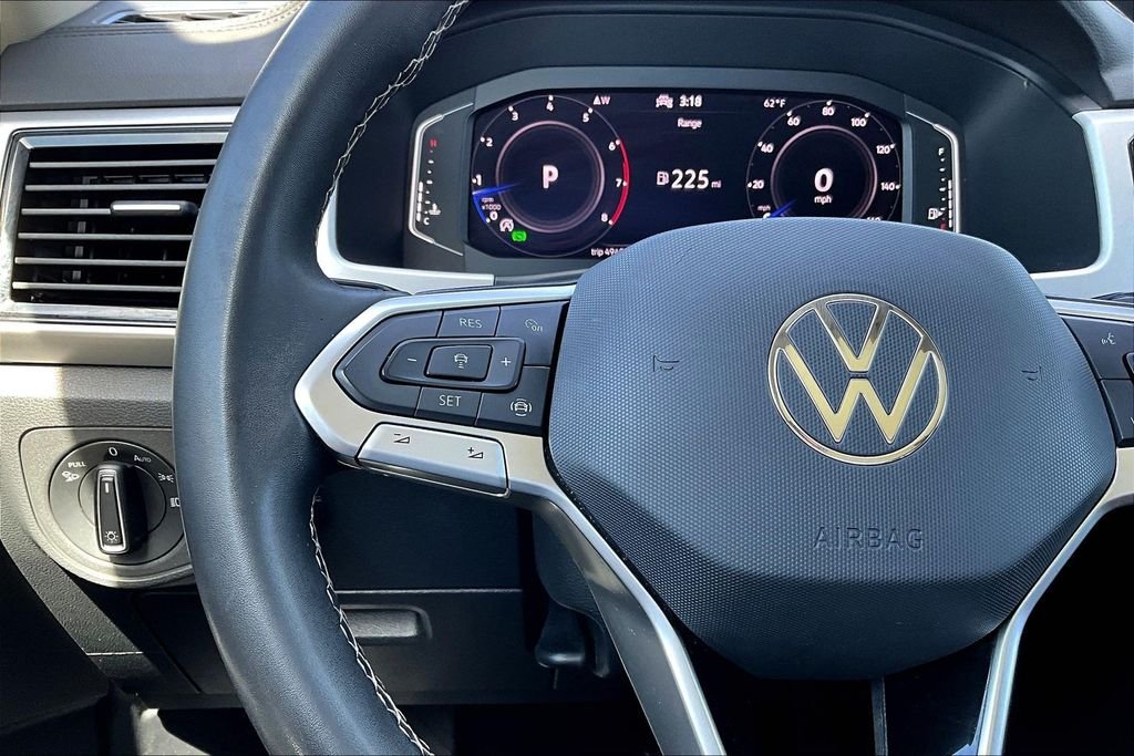 2022 Volkswagen Atlas SE w/Tech - Photo 9