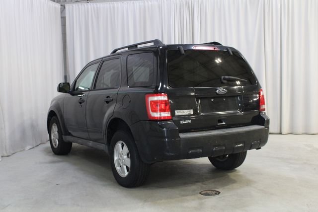 Used 2010 Black Ford XLT image 21