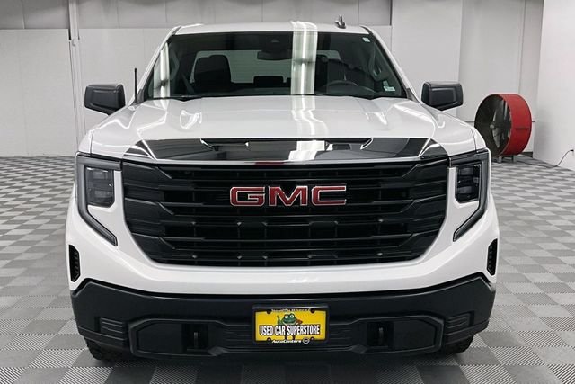 Used 2023 Summit White GMC Pro image 4