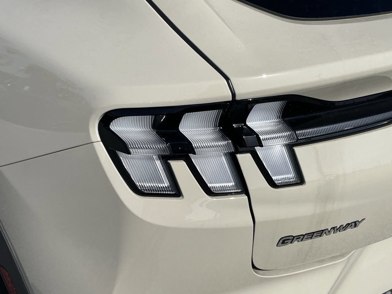 New 2026 Desert Sand Ford Select image 7
