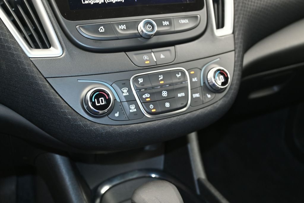 Used 2023 White Chevrolet LT image 24