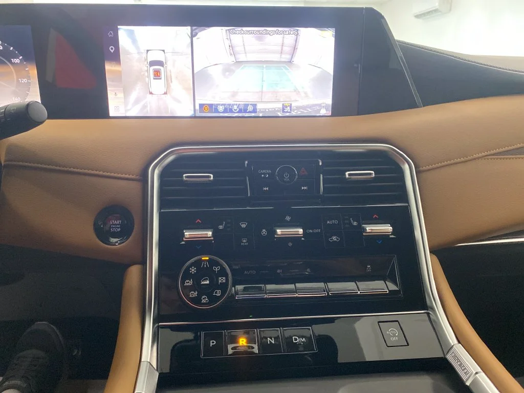 New 2026 Aspen White TriCoat Nissan SL image 22