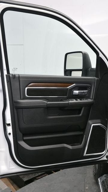 Used 2024 White Ram Laramie image 16