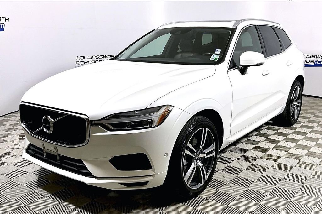 2018 Volvo XC60 Momentum