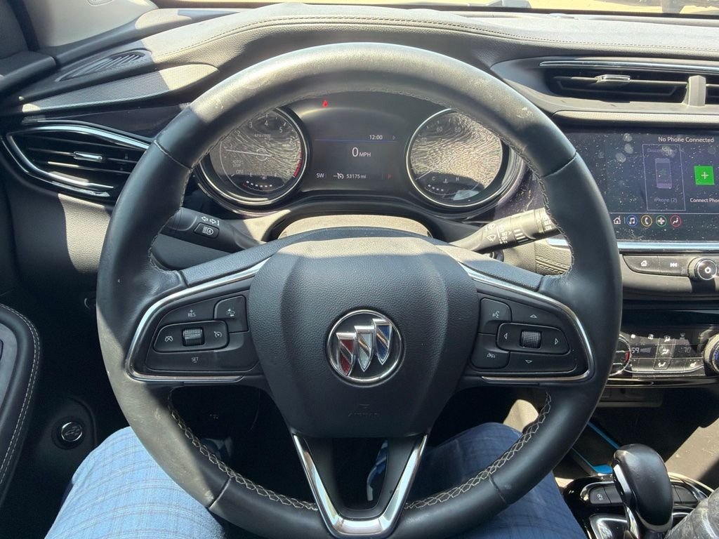 Used 2022 Red Buick Select image 12