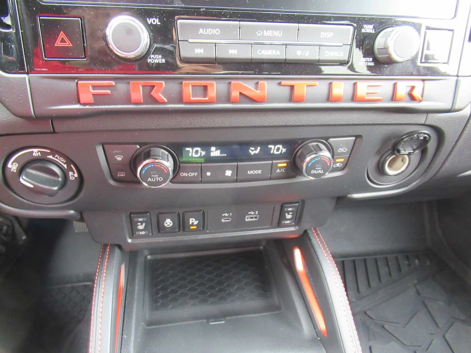 Used 2025 Glacier White Nissan PRO-4X image 29