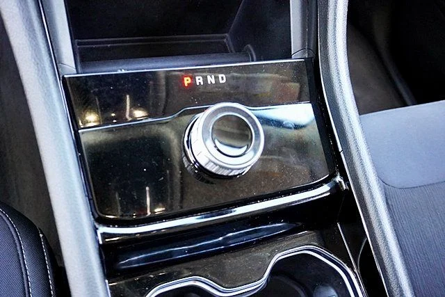 Used 2023 Black Jeep Laredo image 31
