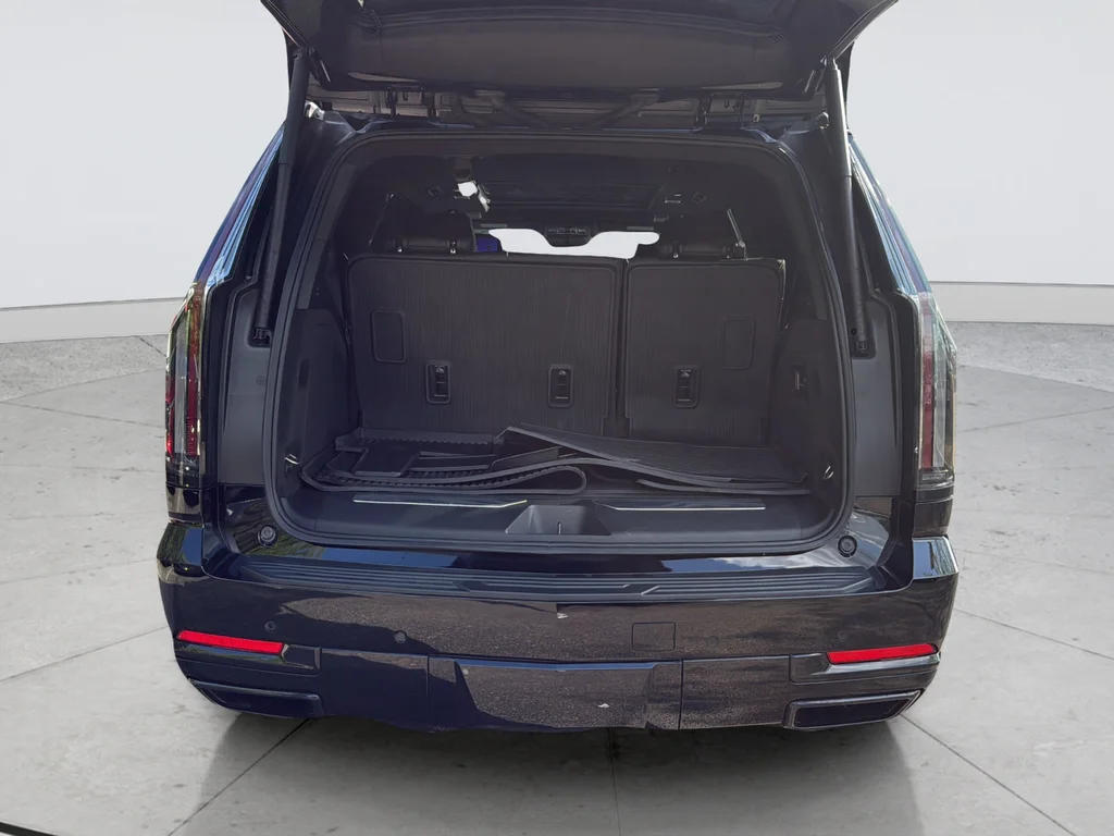 Used 2025 Black Cadillac Sport Platinum image 19