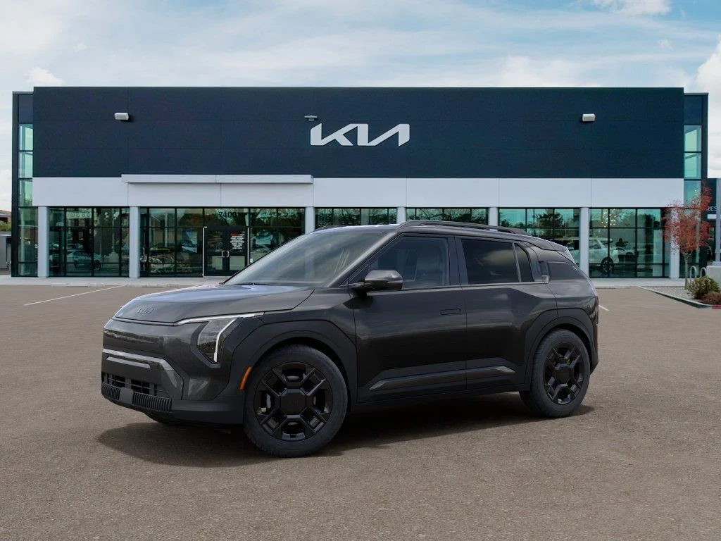 New 2027 Gray Kia Wind image 3