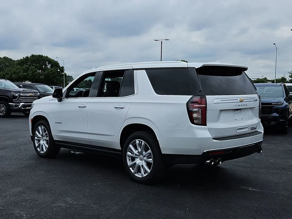 Certified Used 2021 IRIDESCENT PEARL TRICOAT Chevrolet High Country image 23