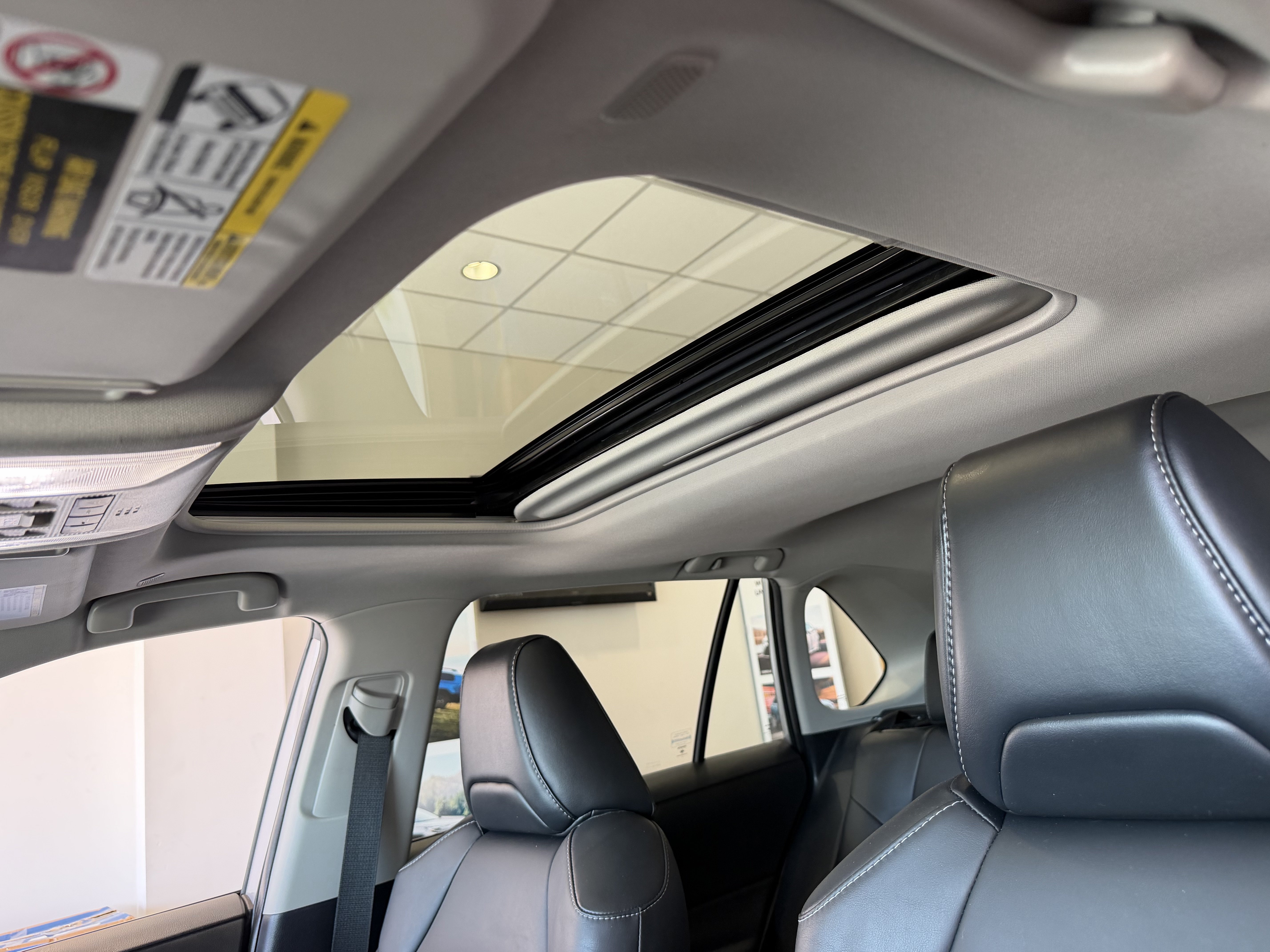 Used 2023 Silver Toyota XLE Premium image 28