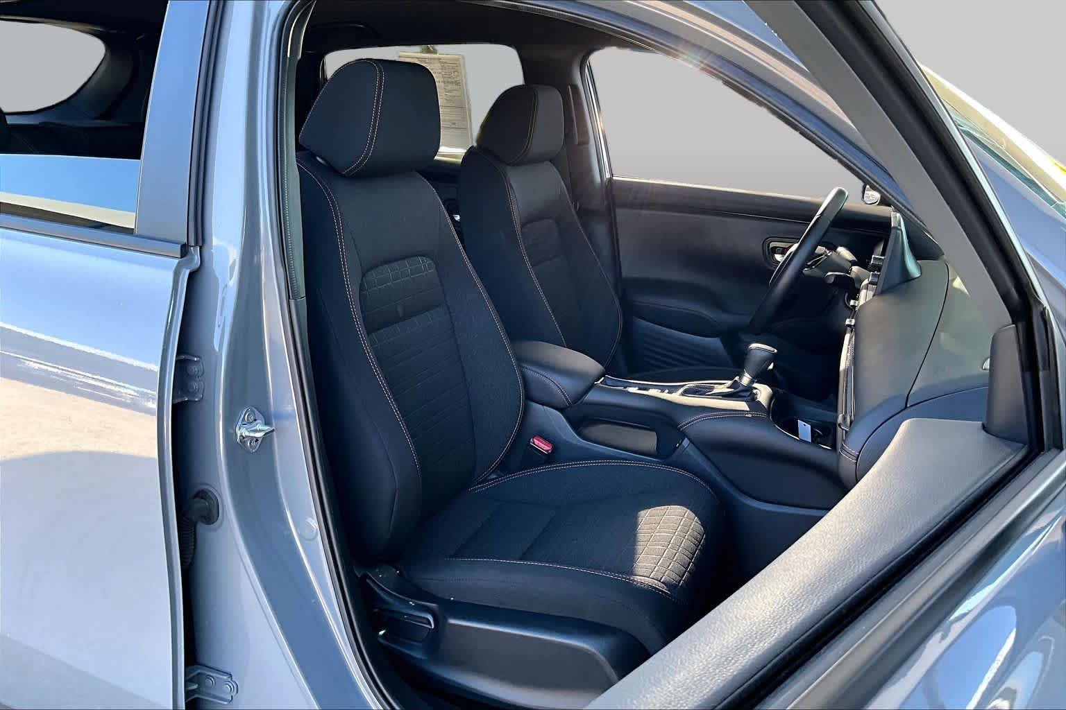 Used 2025 Urban Gray Pearl Honda Sport image 9