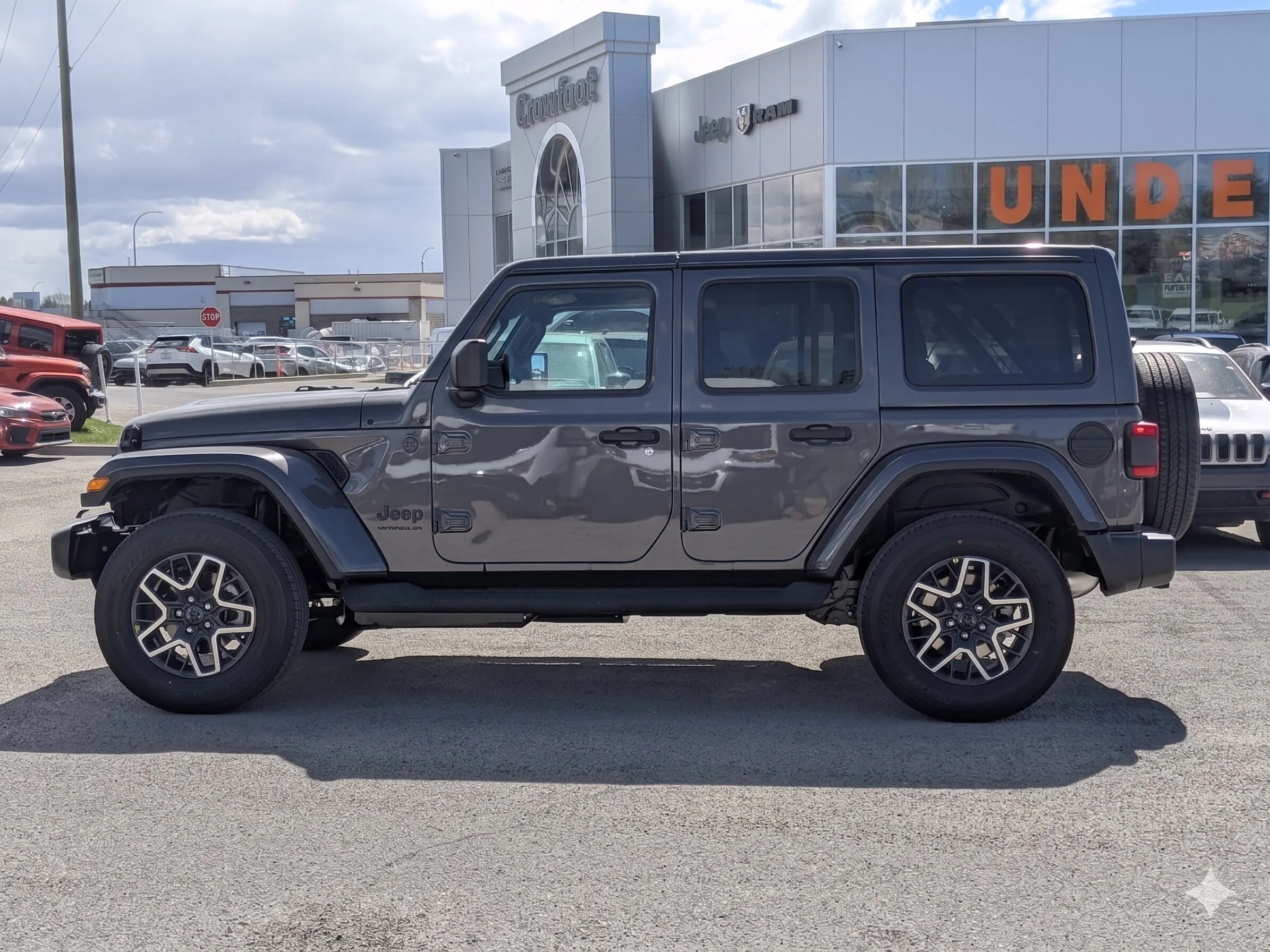 New 2026 Grey Jeep Sahara - - Body-Color Top - Side Steps - 2.0L Turbo - Remote Start & tons more! image 5