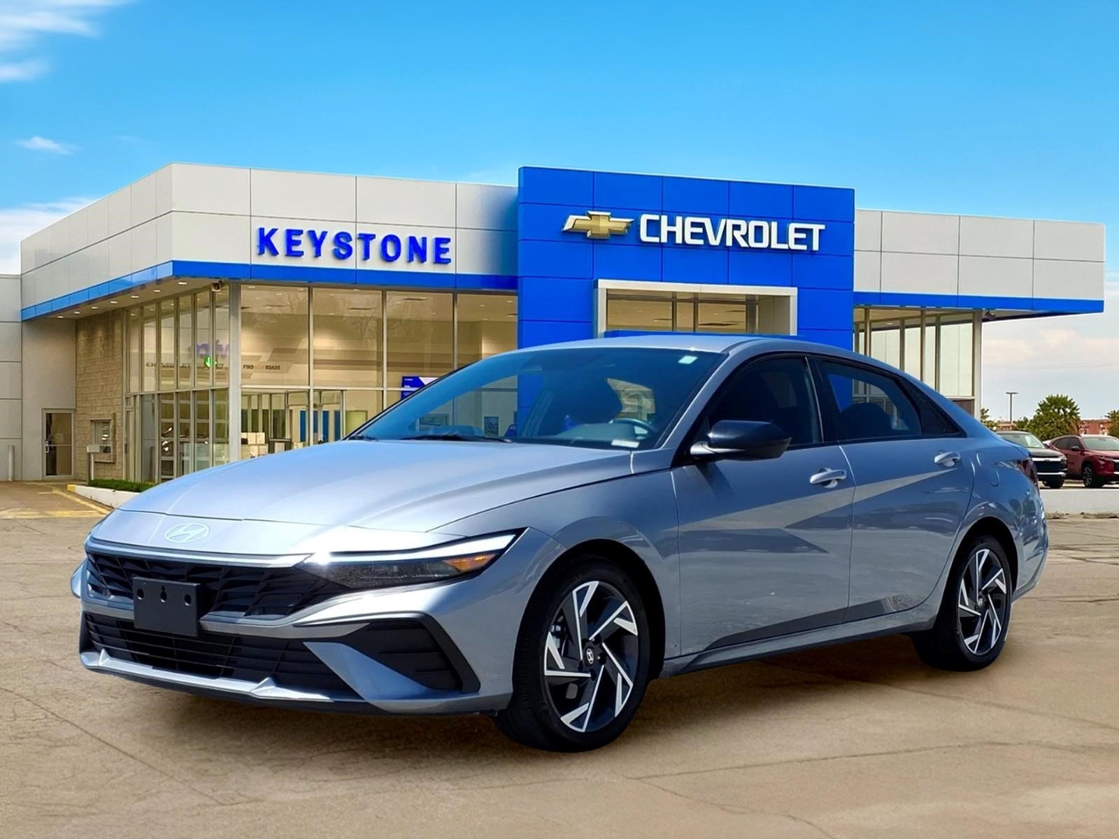Used 2025 Gray Hyundai SEL Sport image 3