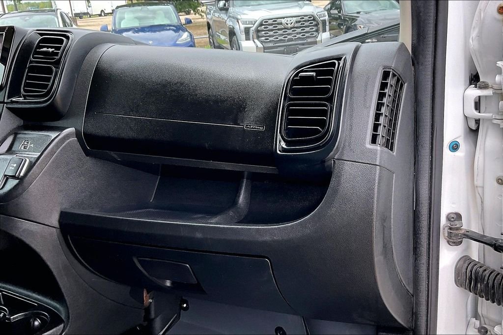 Used 2025 White Ram High Roof image 20