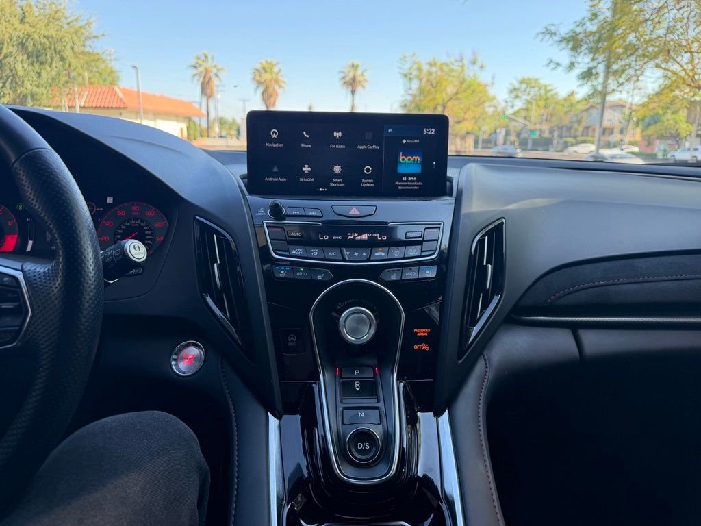 Used 2022 Majestic Black Pearl Acura  image 9