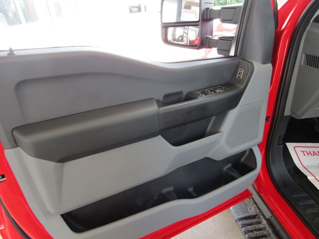 Used 2023 Red Ford XL image 16