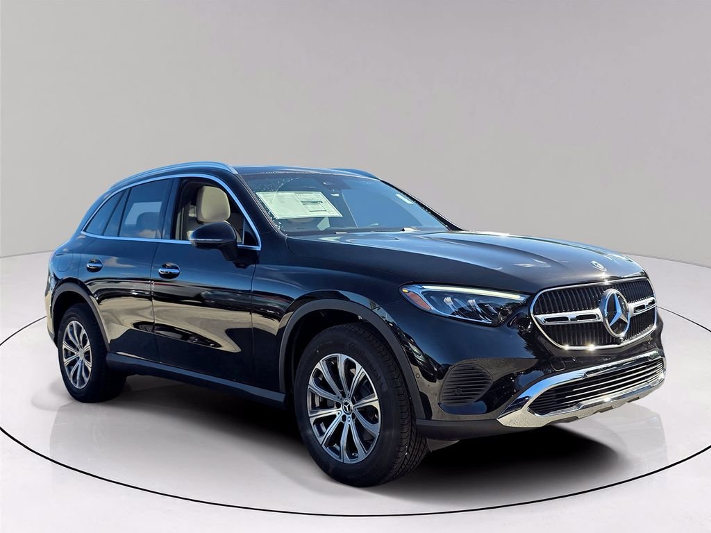 2026 Mercedes-Benz GLC Base