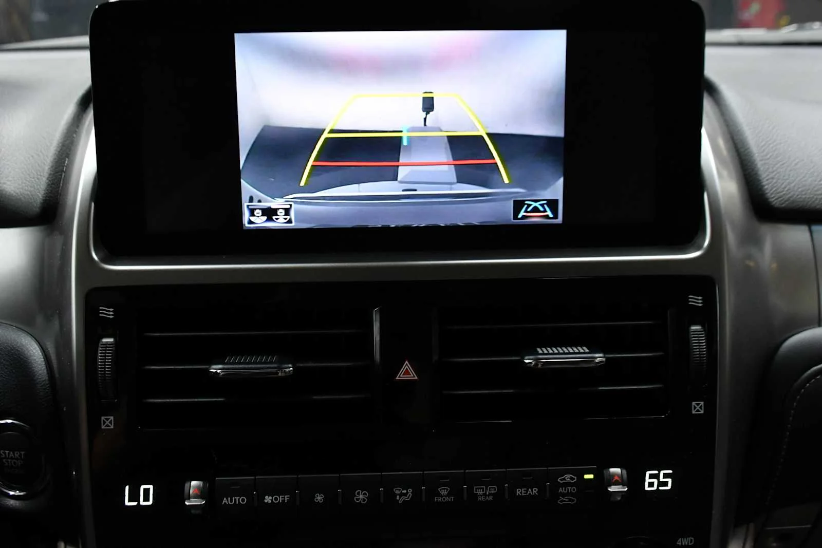 Used 2023 Eminent White Pearl Lexus Premium image 21