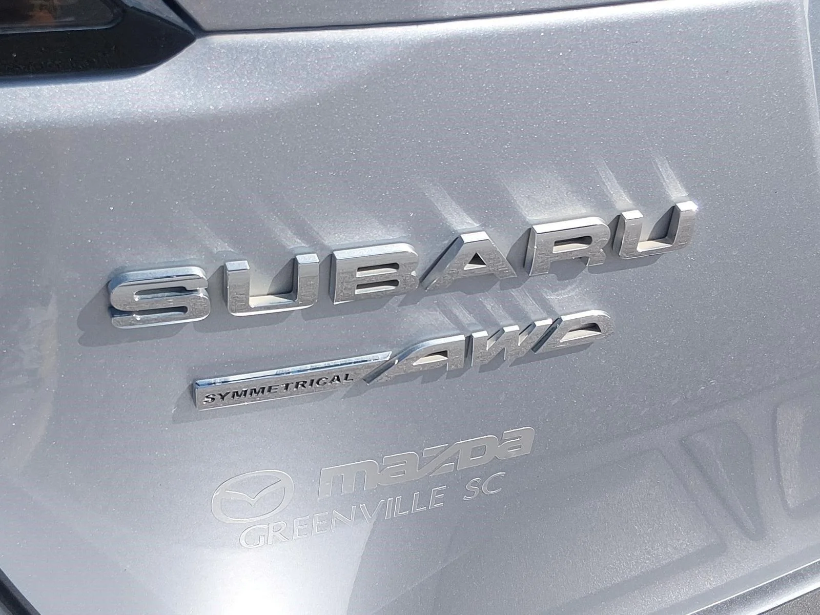 Used 2021 Ice Silver Metallic Subaru Premium image 23