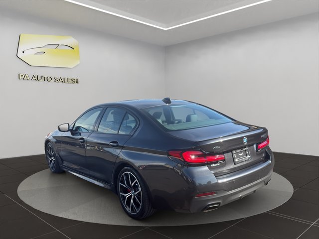 Used 2023 Dark Graphite Metallic BMW 530i xDrive image 5