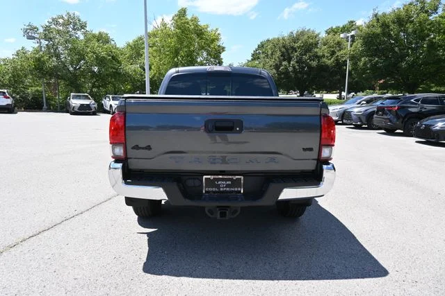 Used 2022 Gray Toyota SR5 image 4