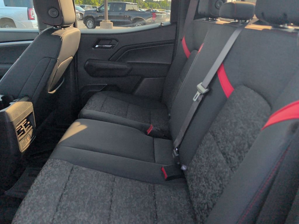 Used 2023 Sand Dune Metallic Chevrolet Z71 image 20