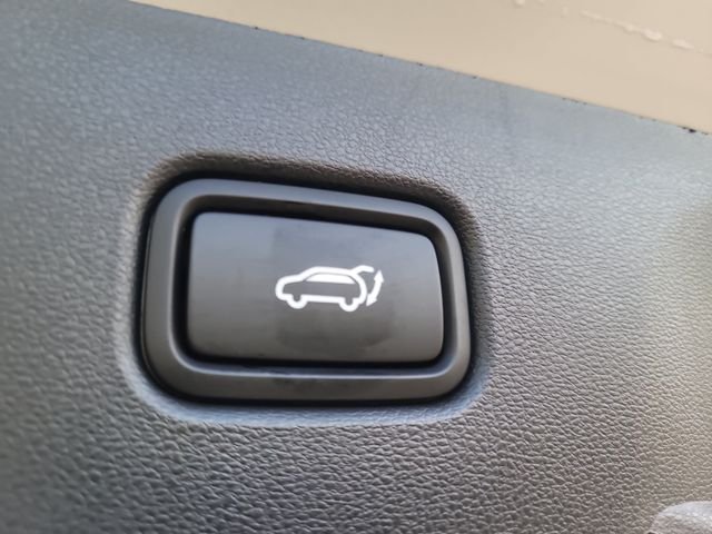 Used 2026 Silver Hyundai SEL image 10