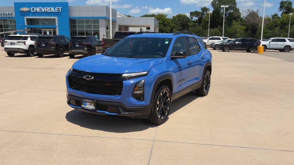 Used 2025 Reef Blue Metallic Chevrolet RS image 4