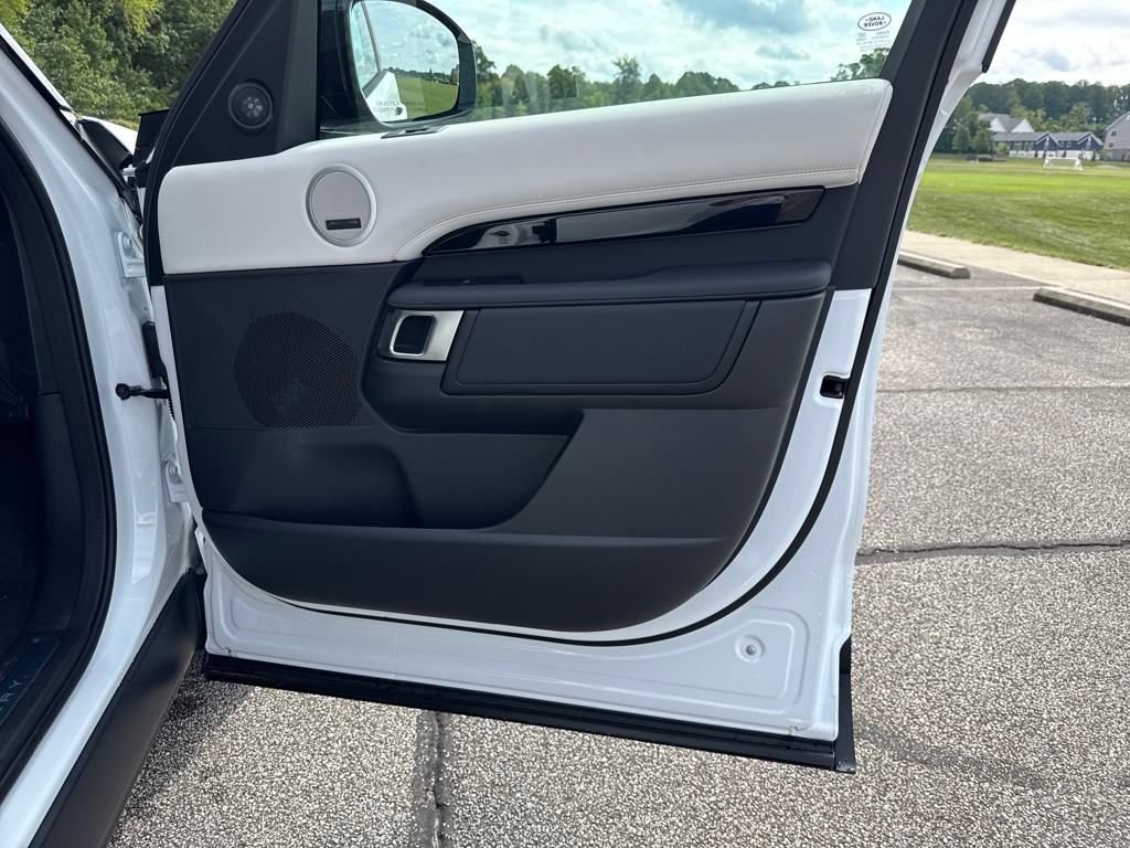 2025 Land Rover Discovery S - Photo 15
