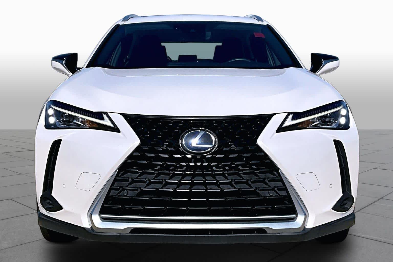 Used 2019 Eminent White Pearl Lexus Luxury image 4
