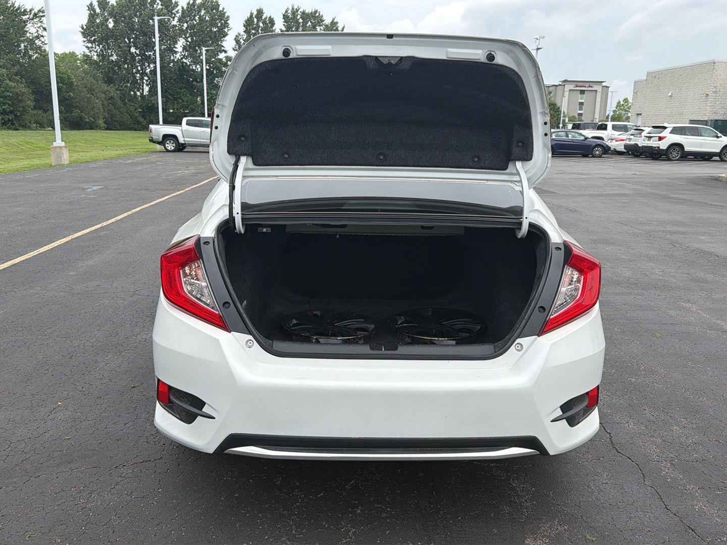 Used 2020 Platinum White Pearl Honda LX image 12