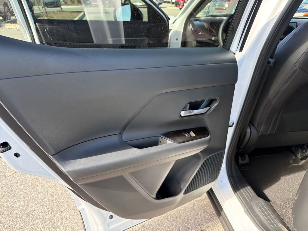 New 2026 Nissan Kicks SR 4D Sport Utility