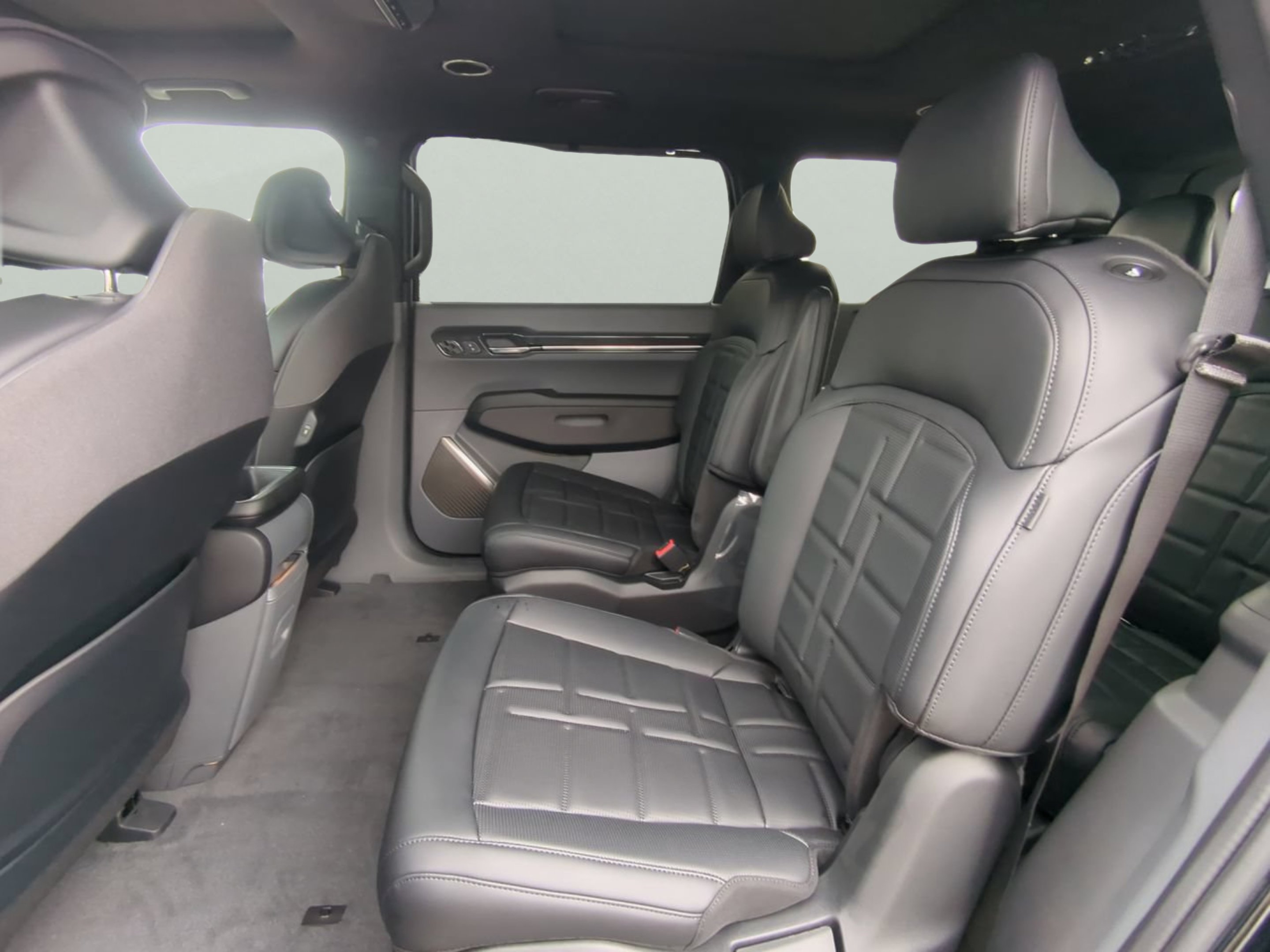 New 2026 Ebony Black Kia Land image 10