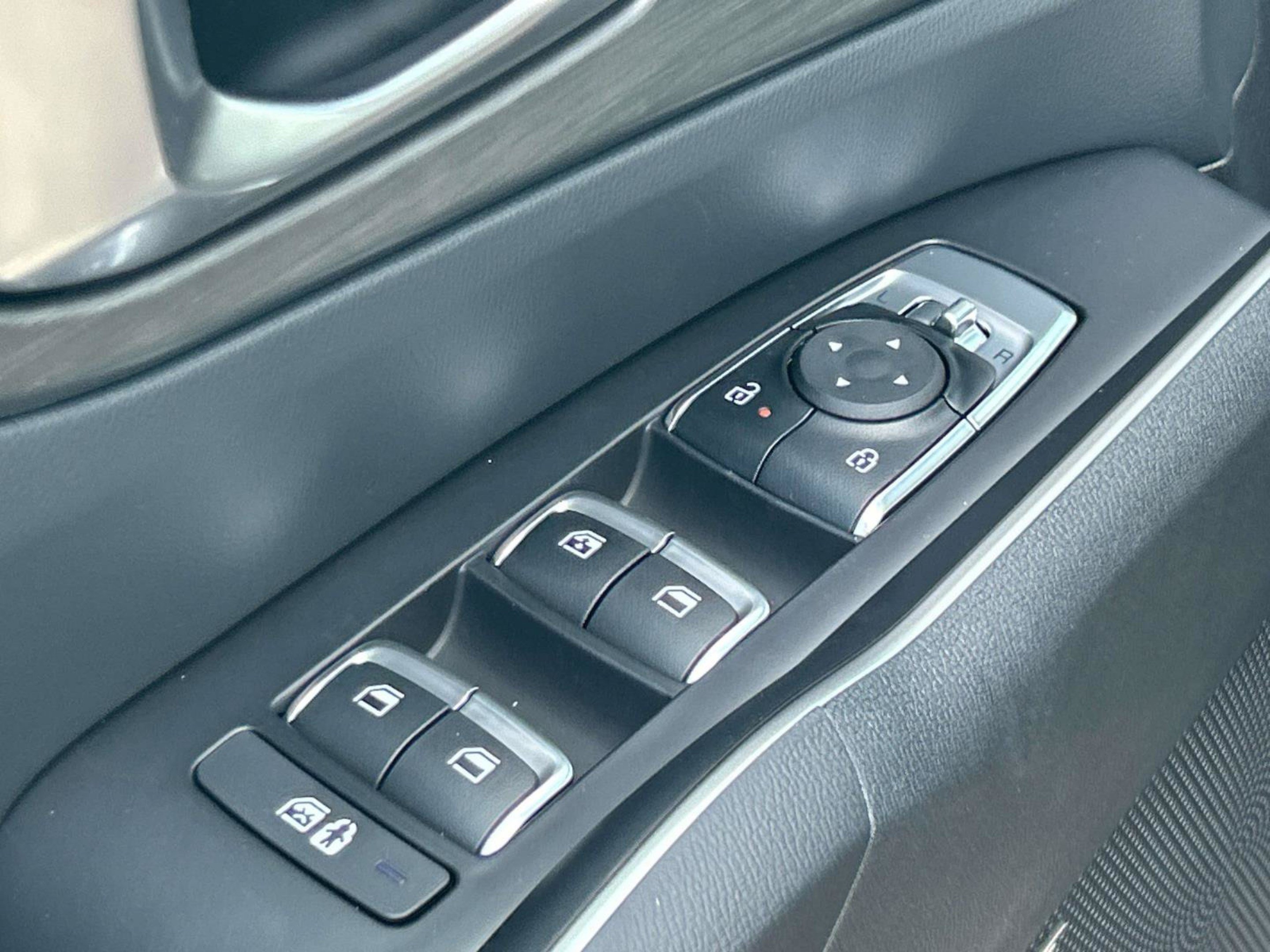 New 2026 Panthera Metal Kia X-Line EX AWD image 20