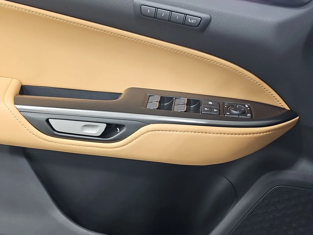 New 2026 Ultra White Lexus PREMIUM image 27