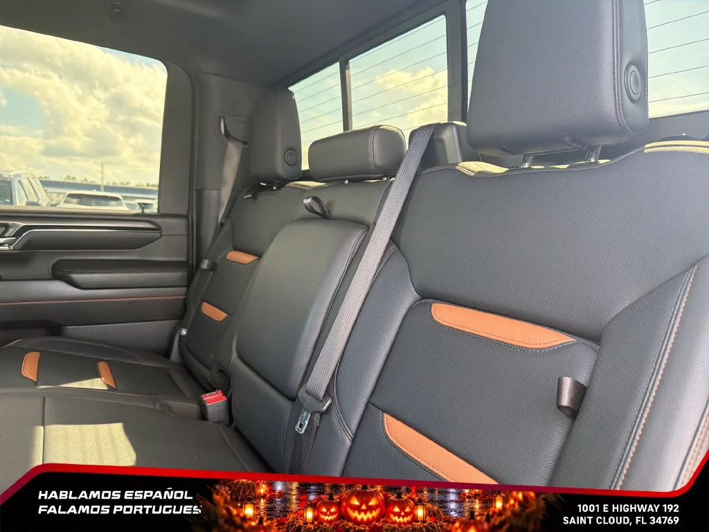 Used 2024 Onyx Black GMC AT4 image 27