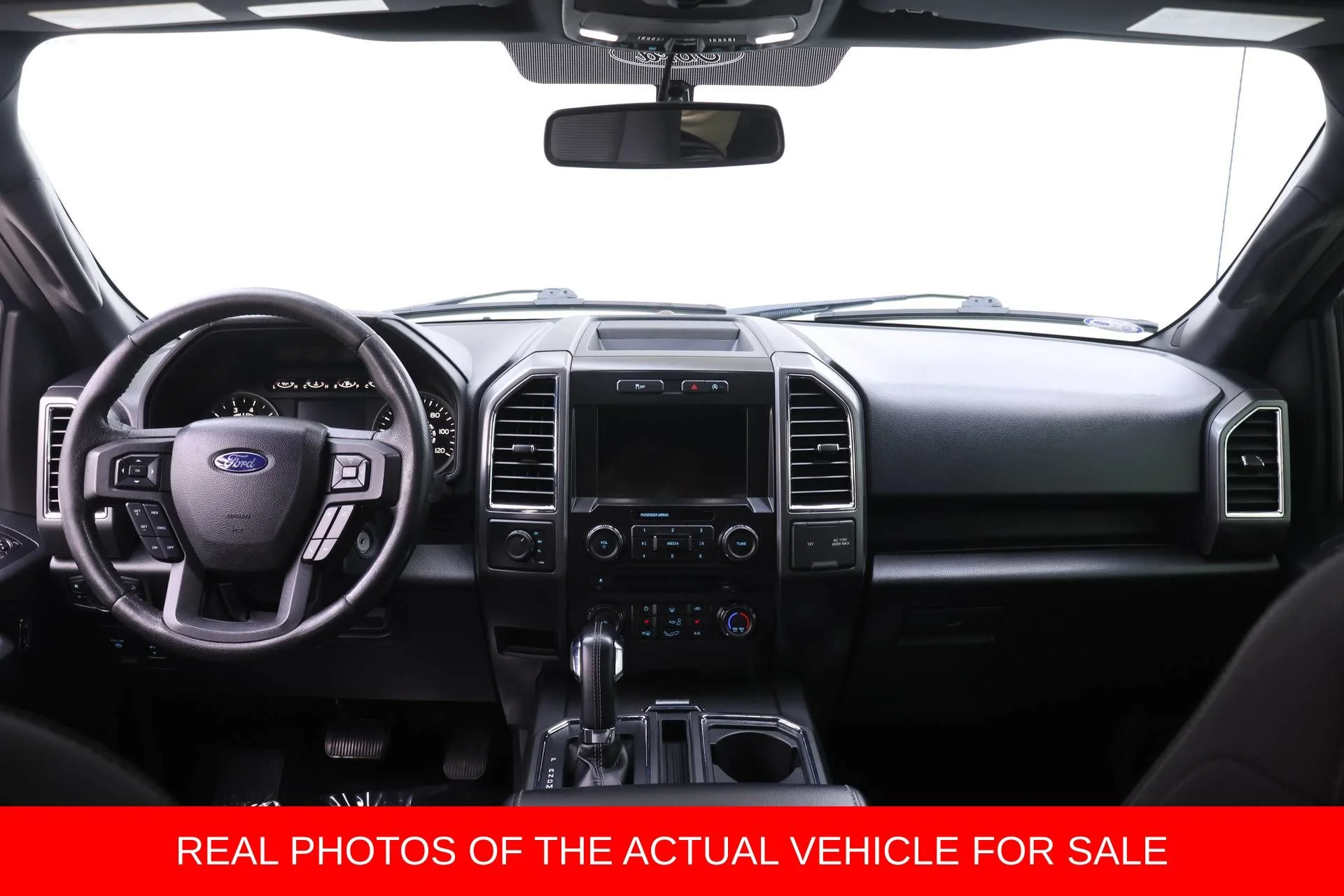 Used 2016 Black Ford XLT image 5