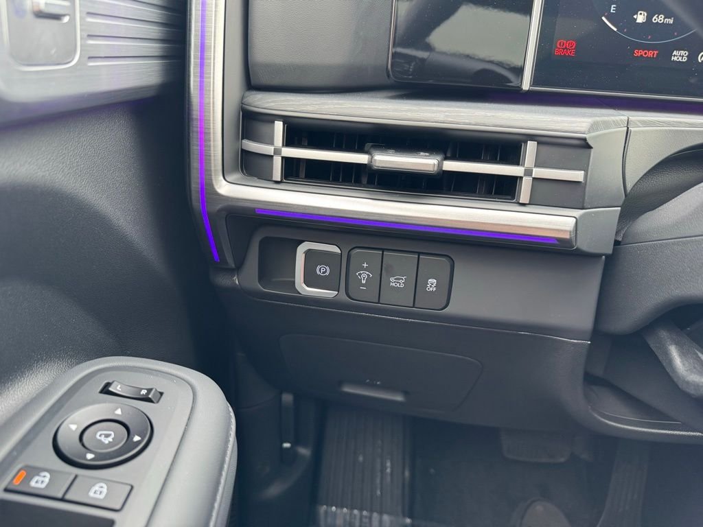 New 2025 Gray Hyundai Limited AWD image 19
