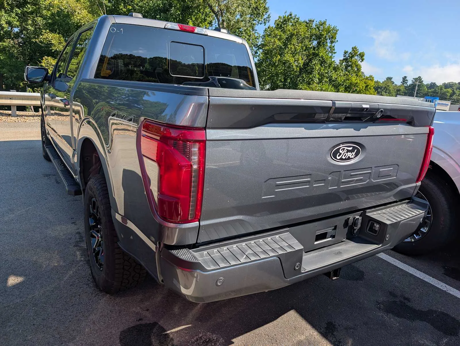 New 2026 Carbonized Gray Metallic Ford XLT image 9