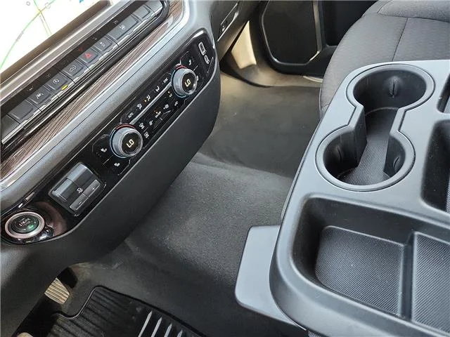 Used 2025 Gray Chevrolet LT image 20