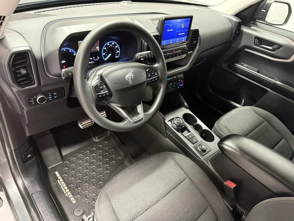 Used 2023 Gray Ford Base image 16