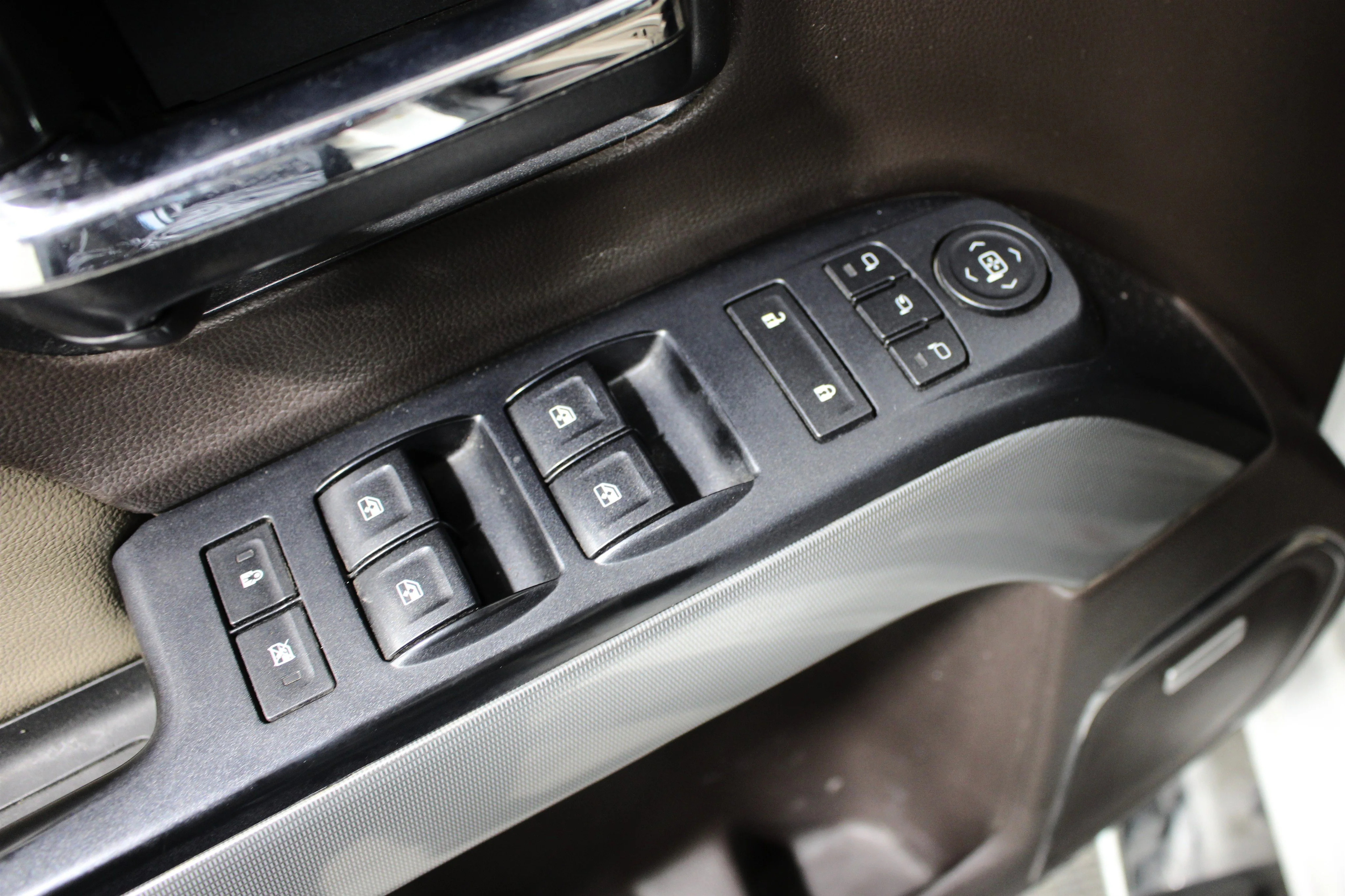 2016 Chevrolet Silverado 2500HD LTZ - Photo 7