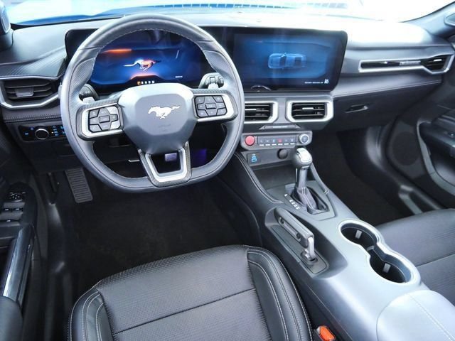 Certified Used 2025  Ford GT Premium image 2