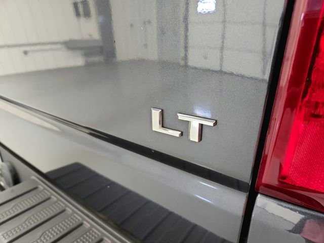 Used 2021 Gray Chevrolet LT image 37