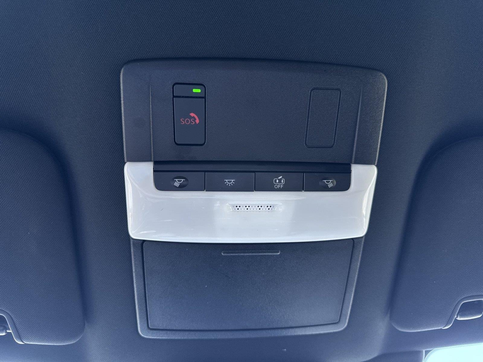 Used 2025 Glacier White Nissan Rock Creek image 26