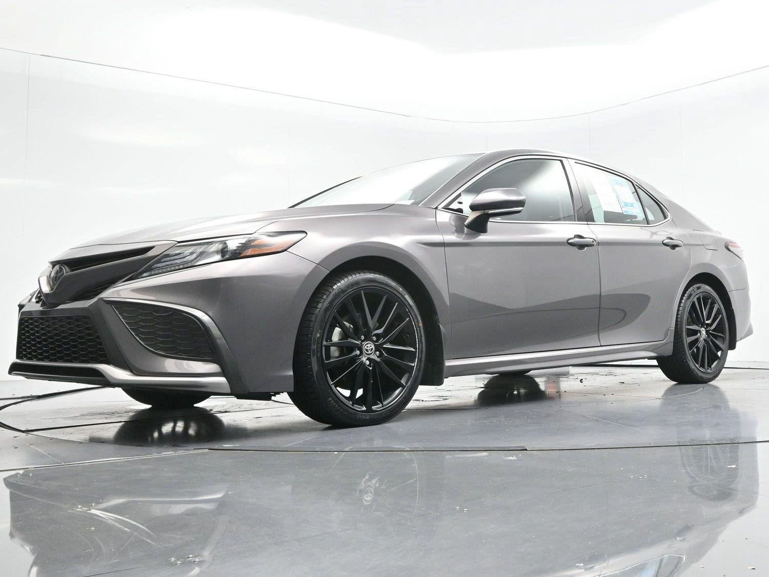Used 2022 Predawn Gray Mica Toyota XSE image 48
