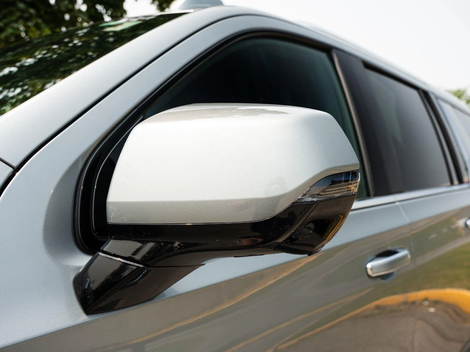 Used 2025 Sterling Gray Metallic Chevrolet High Country image 23