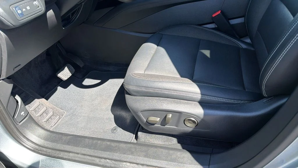 Used 2024 Gray Chevrolet LT image 17
