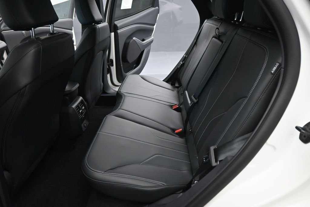 New 2026 Star White Metallic Tri-coat Ford Select image 17
